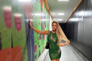 砍掉手指？为了“报复”狄龙 前女友海瑟都做了什么？